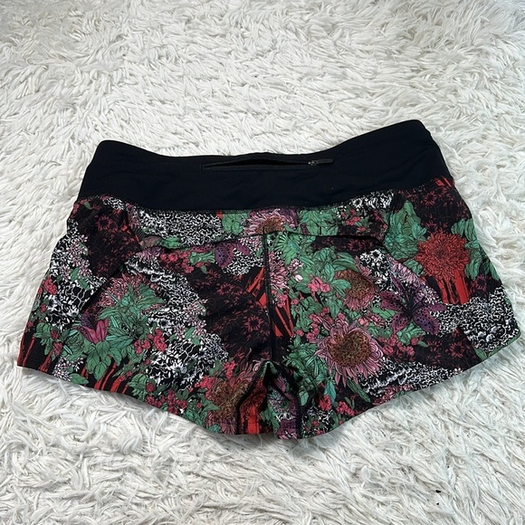 Lululemon Run Times Short II *4" Zen Garden Multi / Black - Picture 5 of 7